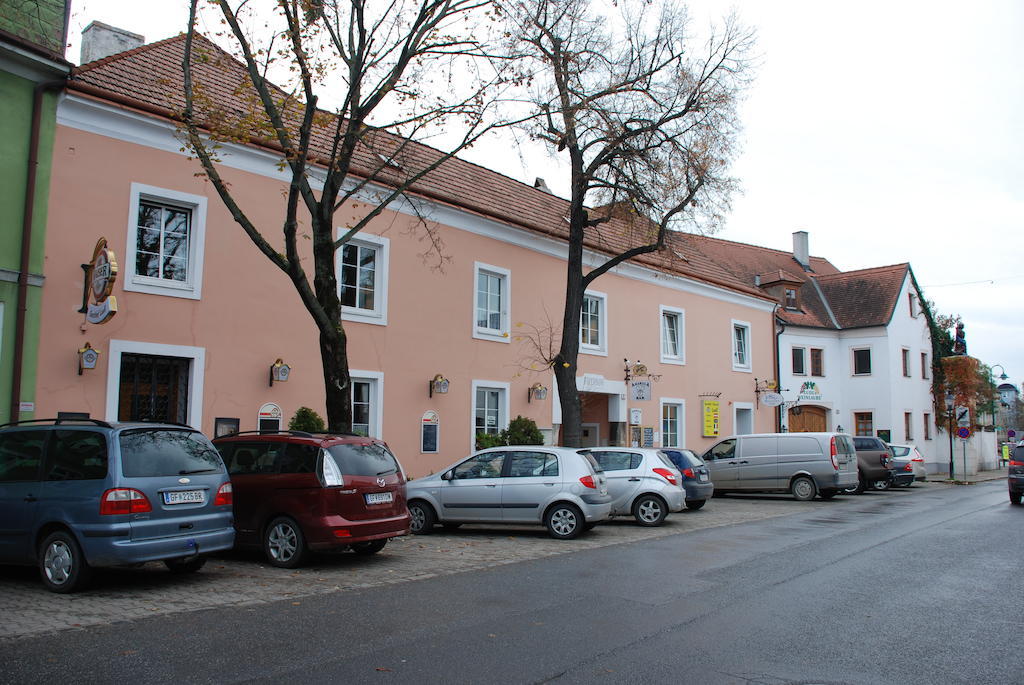 Gasthof Ludl Hotel Groß-Enzersdorf Екстериор снимка