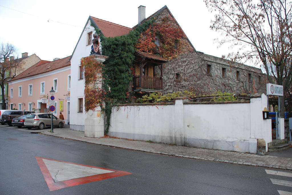 Gasthof Ludl Groß-Enzersdorf Екстериор снимка